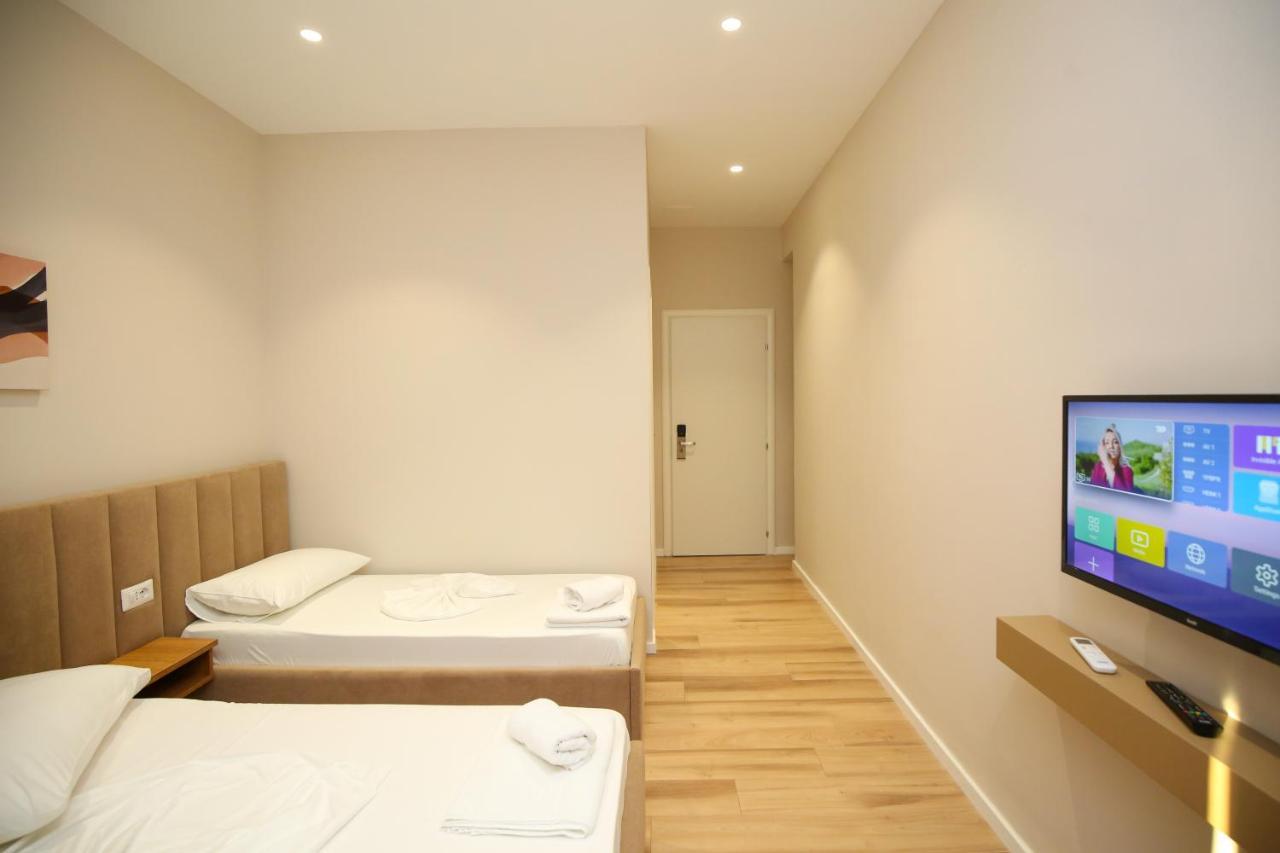 Hotel Amantia Орикум Екстериор снимка
